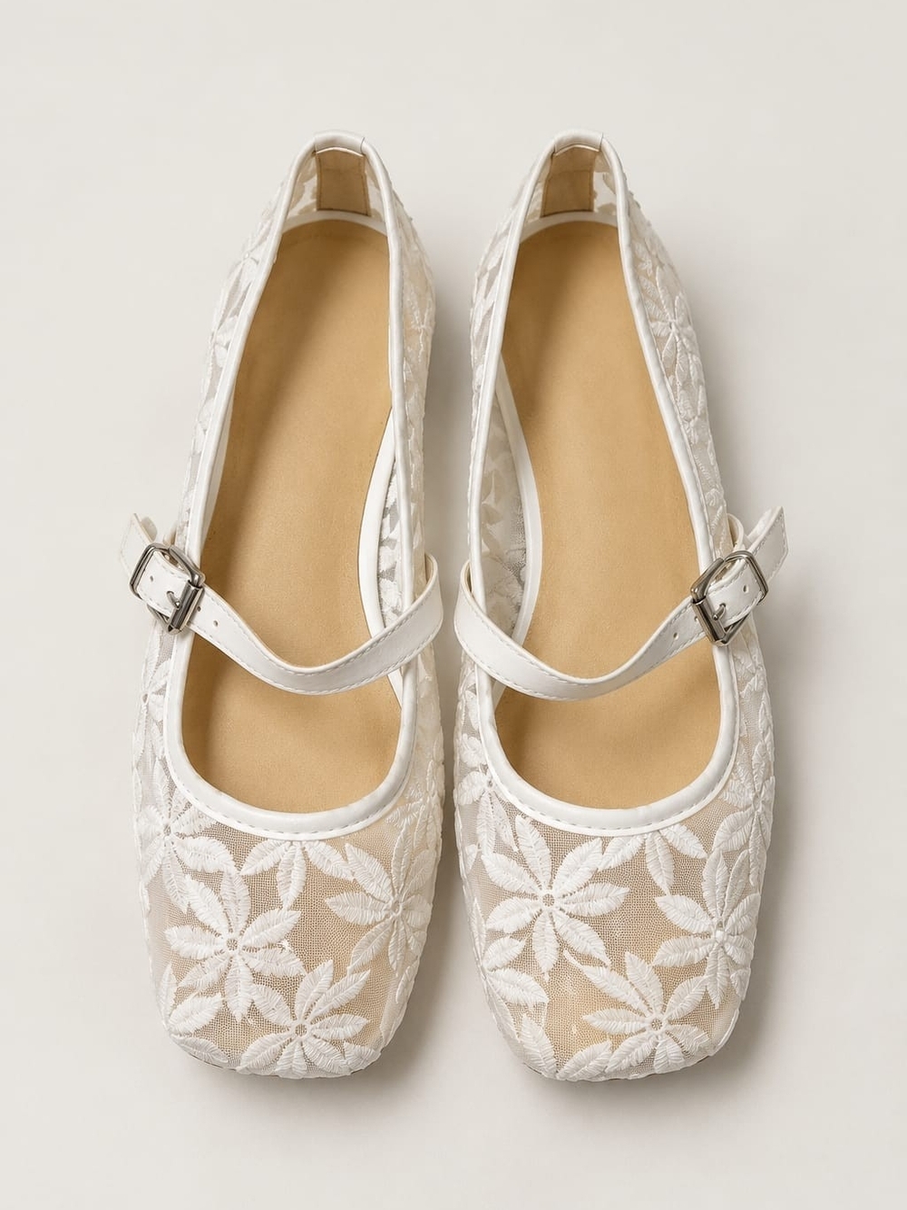 Women's White Floral Lace Mary Jane Flats